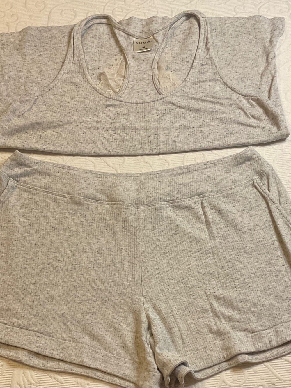 Soma Light Gray Ribbed Lounge Tank & Shorts Set. Size Medium
